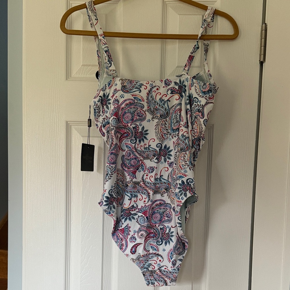 Elegant Paisley One Piece Swimsuit - Picture 4 of 4